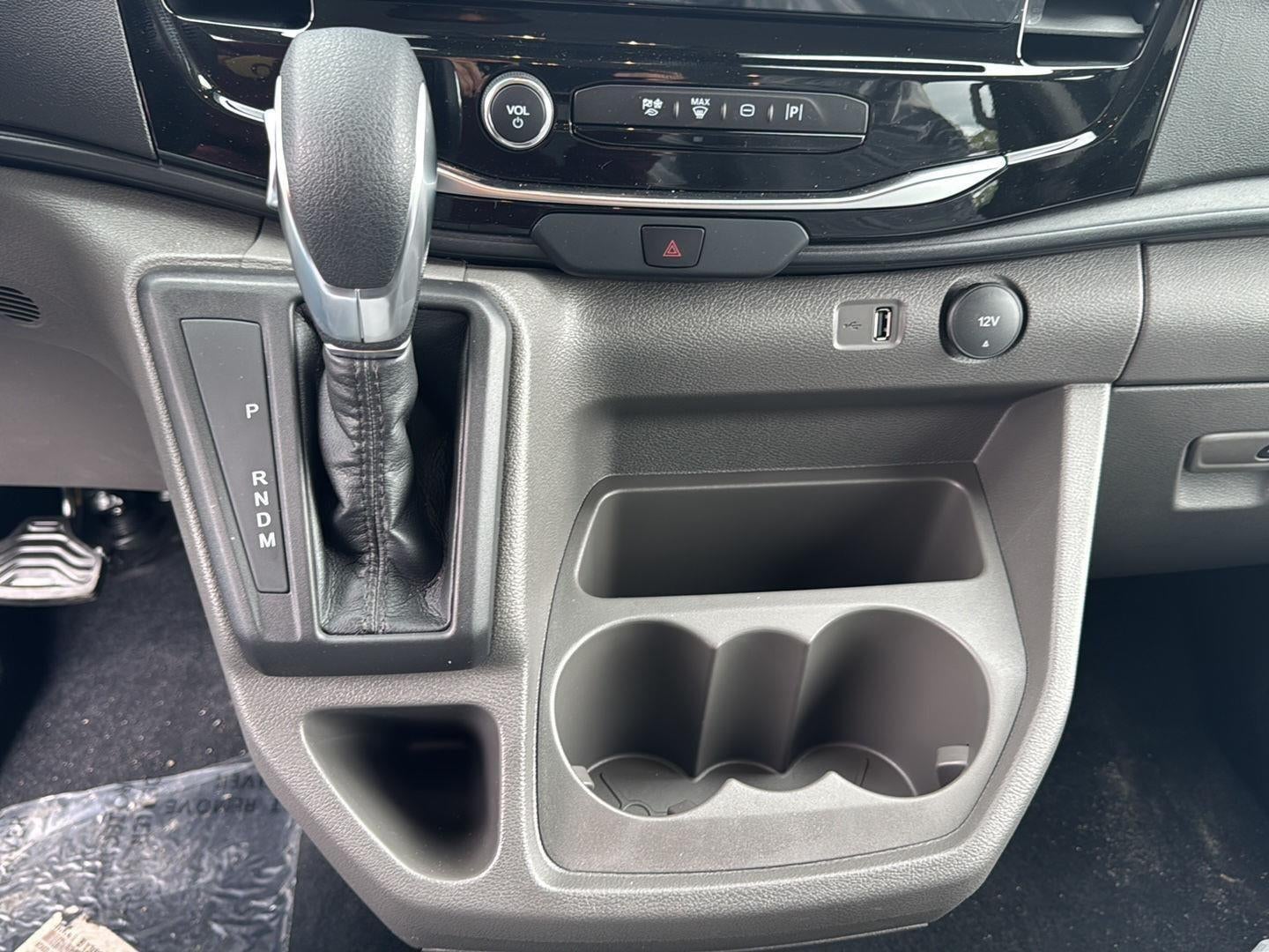 2024 Ford Transit Passenger Wagon XLT