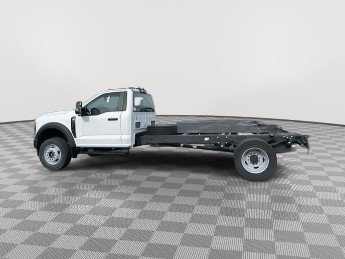 2024 Ford Super Duty F-600 DRW XL