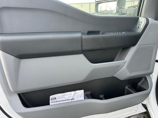 2024 Ford Super Duty F-600 DRW XL