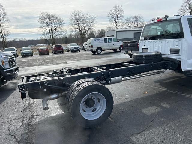 2024 Ford Super Duty F-600 DRW XL