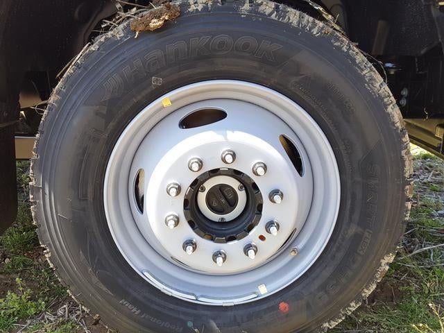 2024 Ford Super Duty F-600 DRW XL