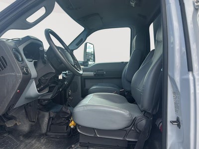 2022 Ford F-750 Straight Frame Base