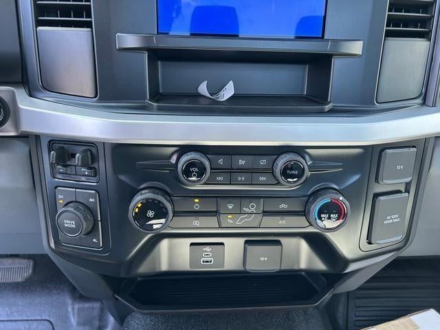 2024 Ford Super Duty F-550 DRW XL