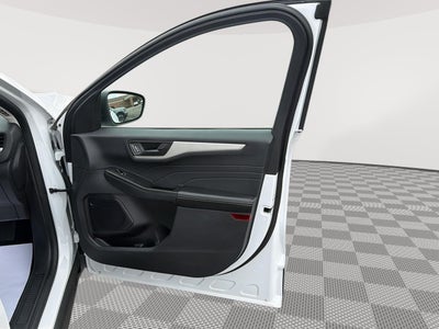 2022 Ford ESCAPE SE SE