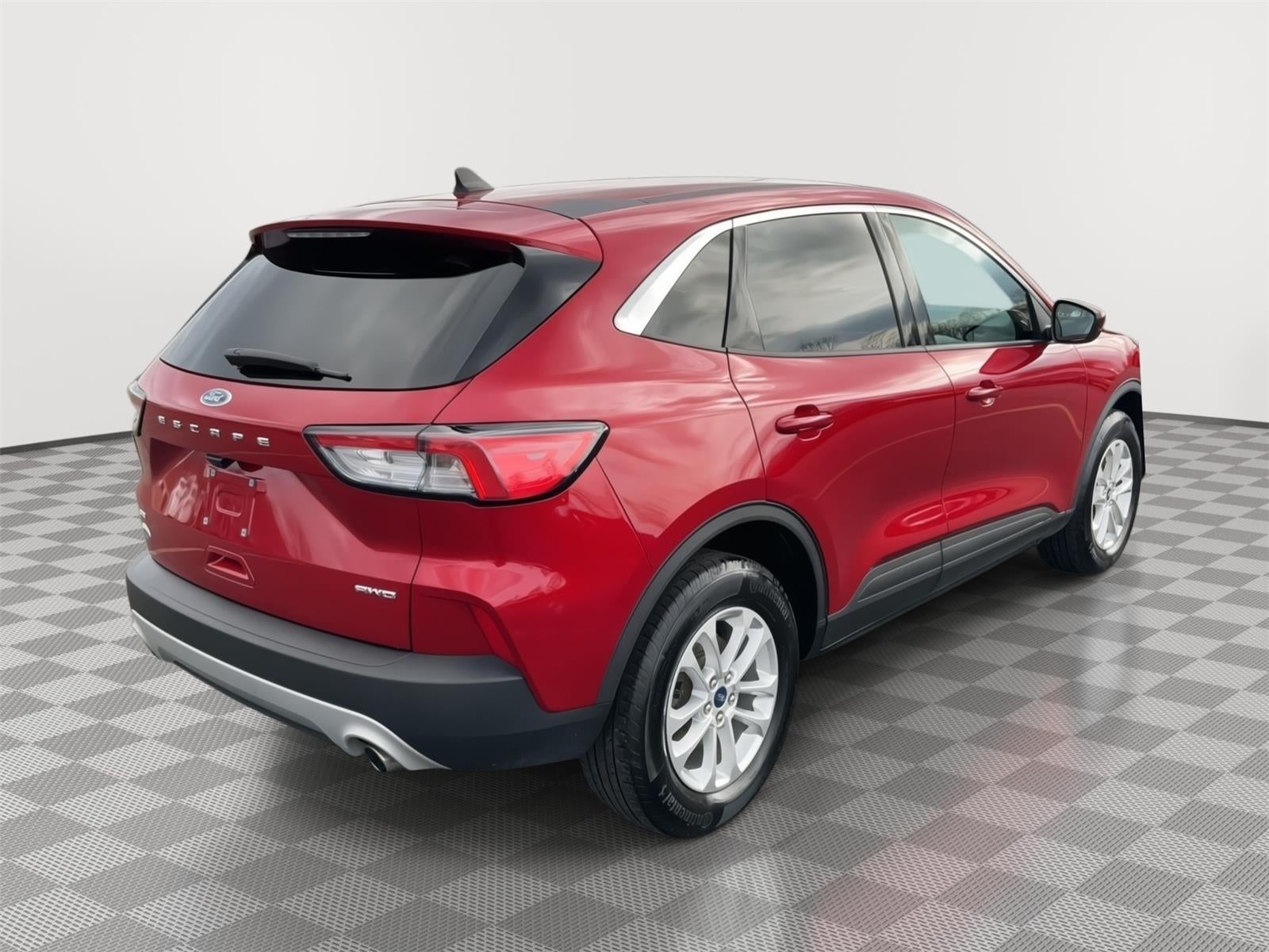 2020 Ford Escape SE