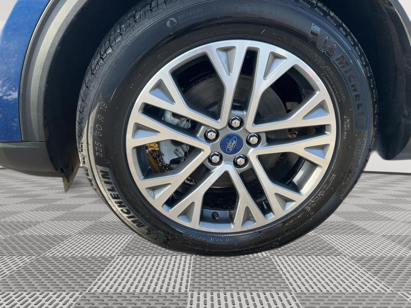 2022 Ford Escape SEL