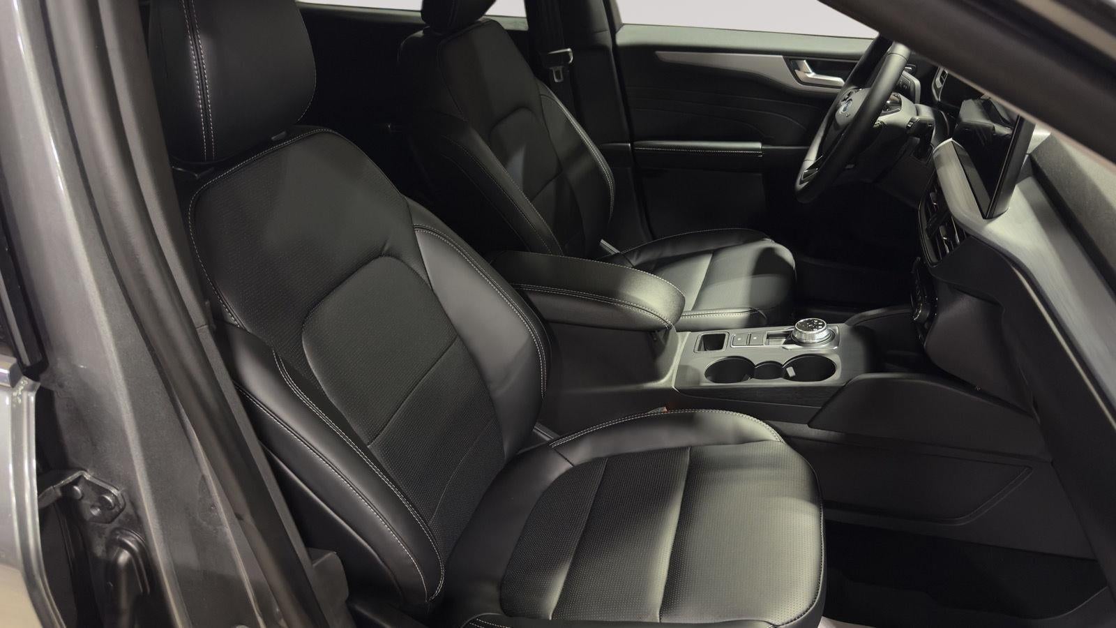 2026 Ford Escape Platinum