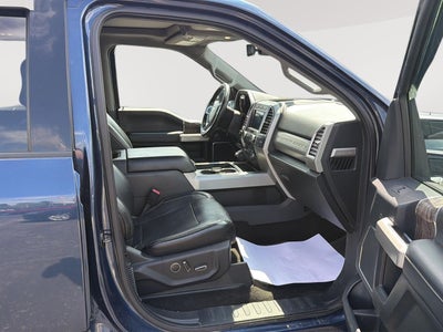 2017 Ford Super Duty F-250 SRW Lariat