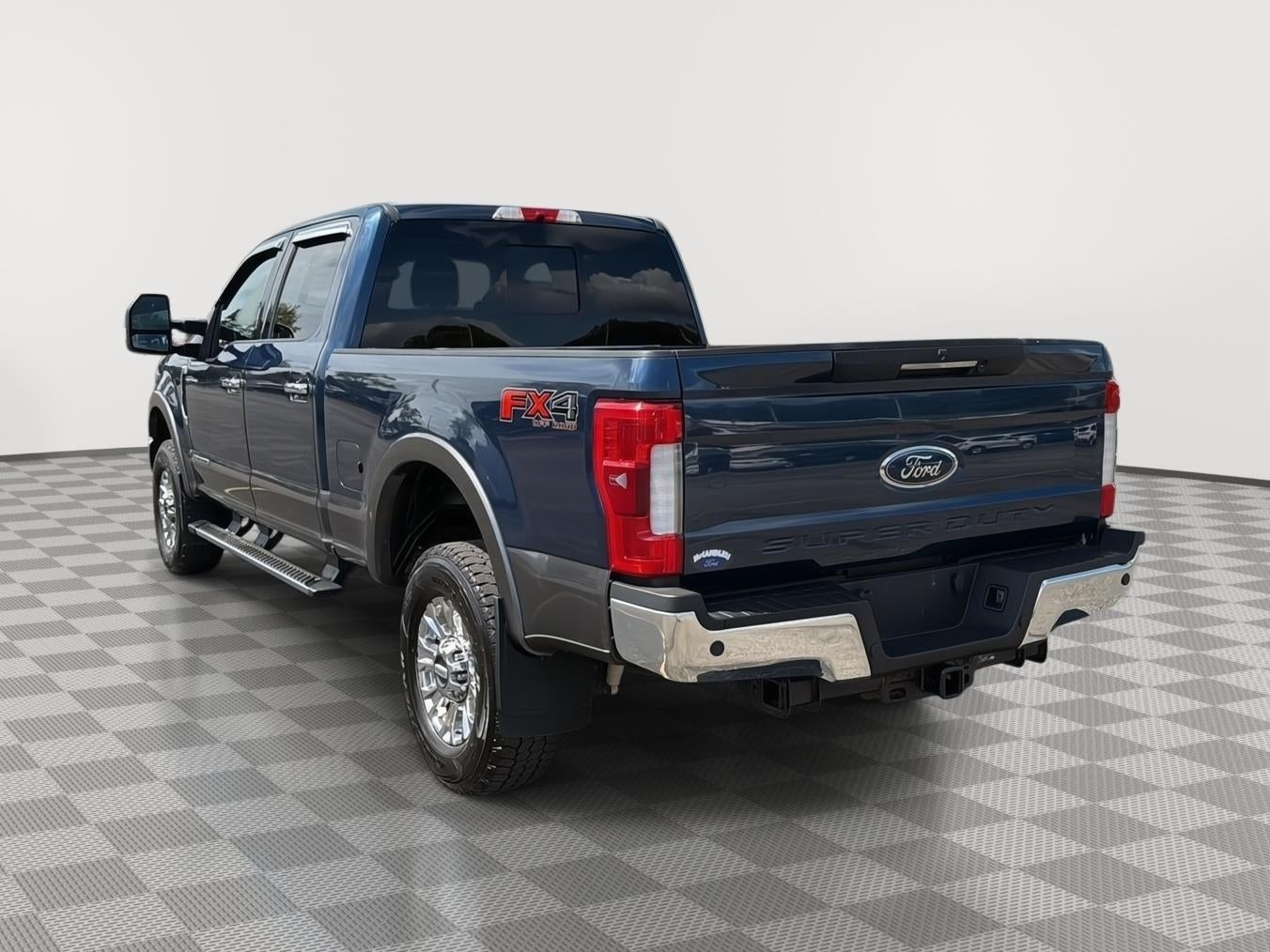 2017 Ford Super Duty F-250 SRW Lariat