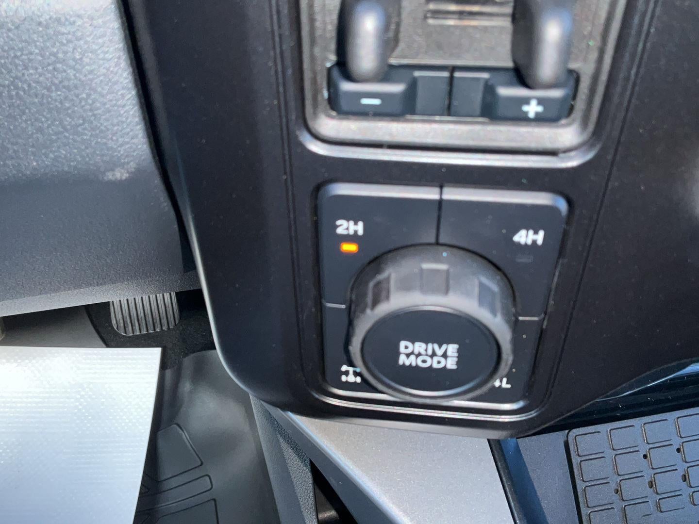 2027 Ford Super Duty F-250 Lariat