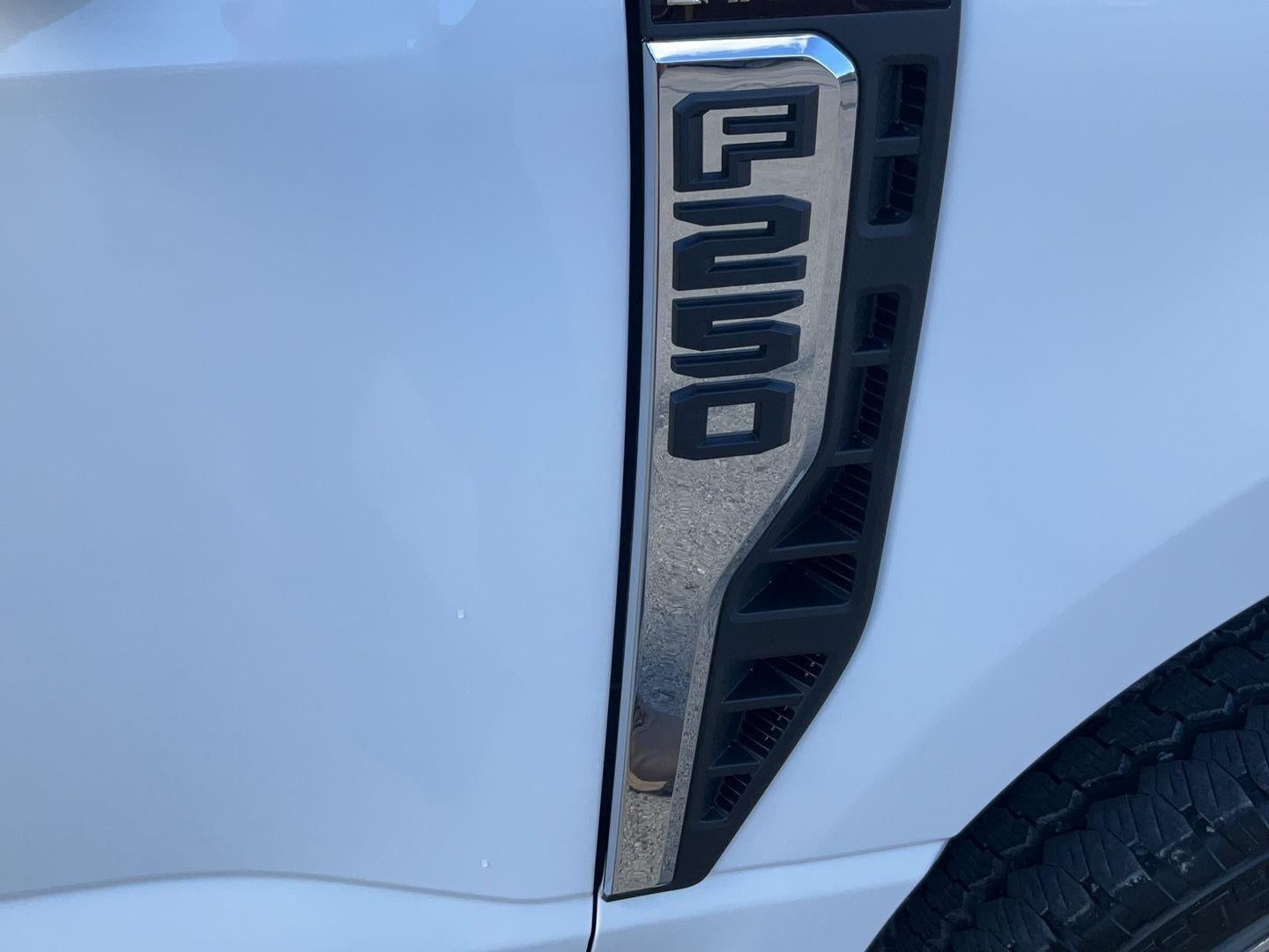 2027 Ford Super Duty F-250 Lariat