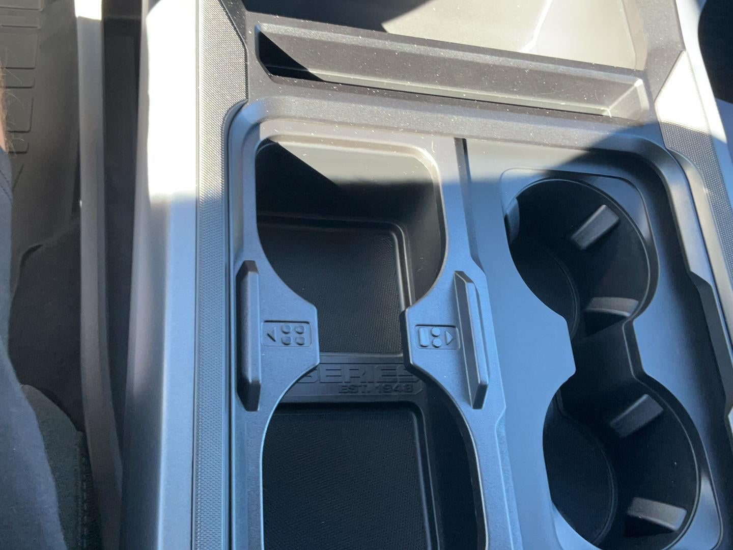 2027 Ford Super Duty F-350 XLT