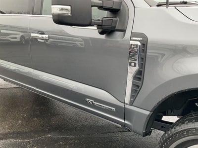 2023 Ford Super Duty F-350 SRW LARIAT