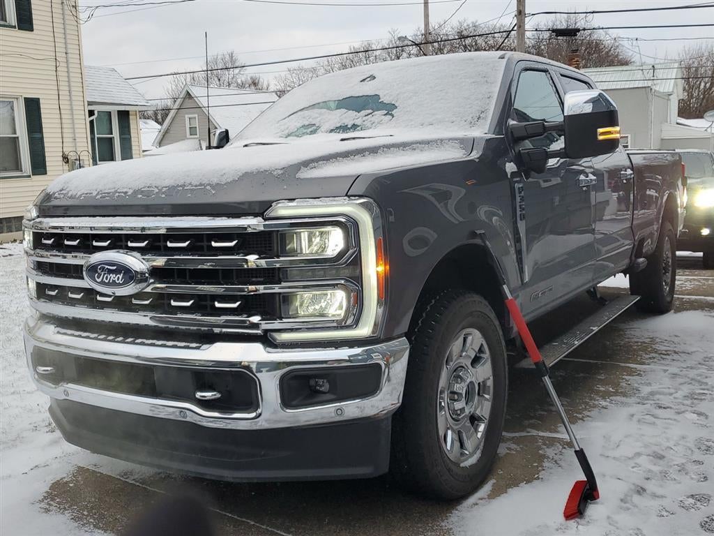2023 Ford Super Duty F-350 SRW LARIAT