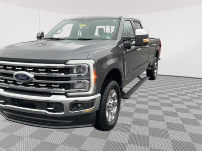 2023 Ford Super Duty F-350 SRW LARIAT