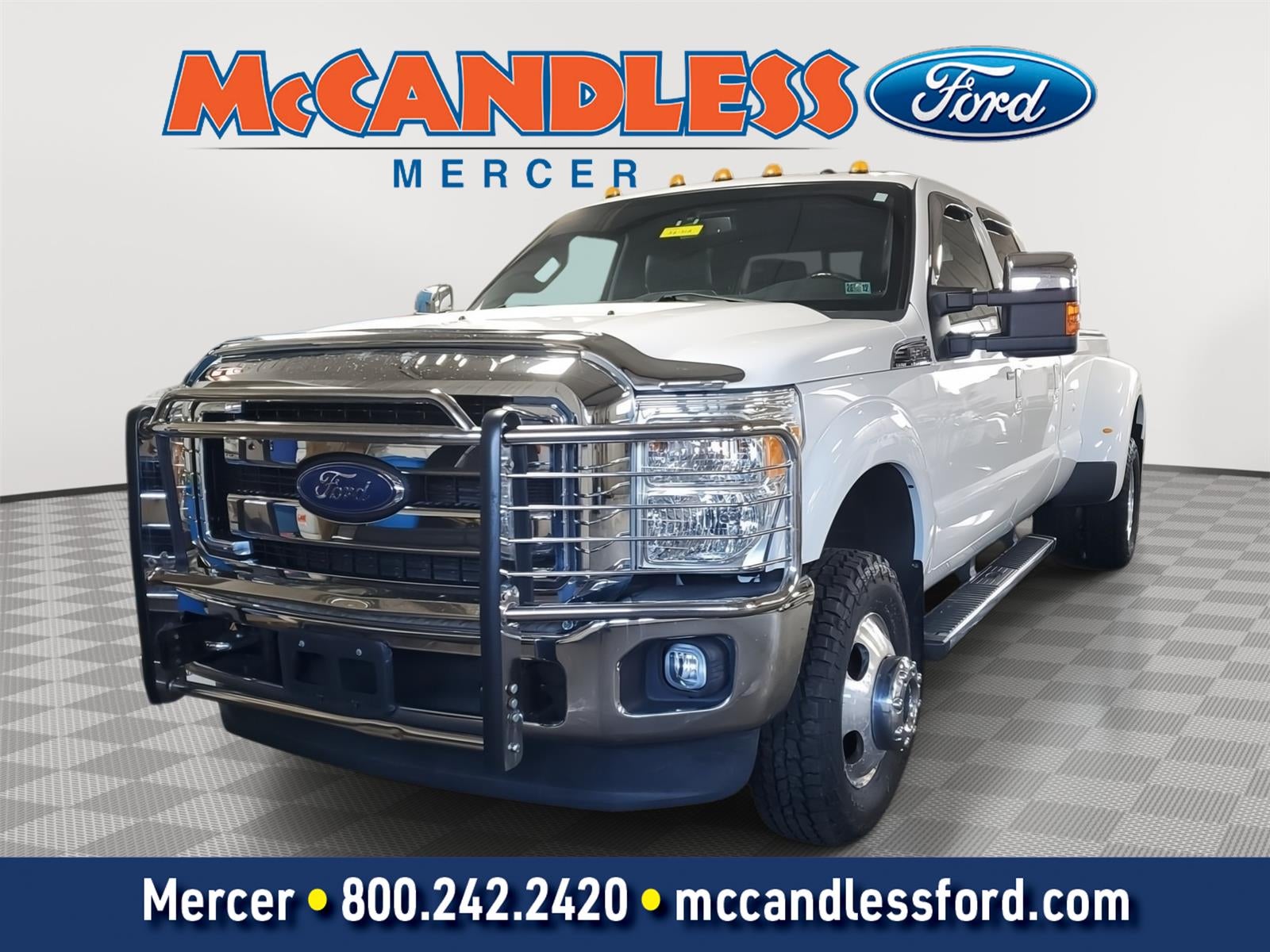 2015 Ford Super Duty F-350 DRW Lariat