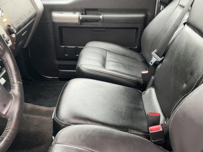 2015 Ford Super Duty F-350 DRW Lariat
