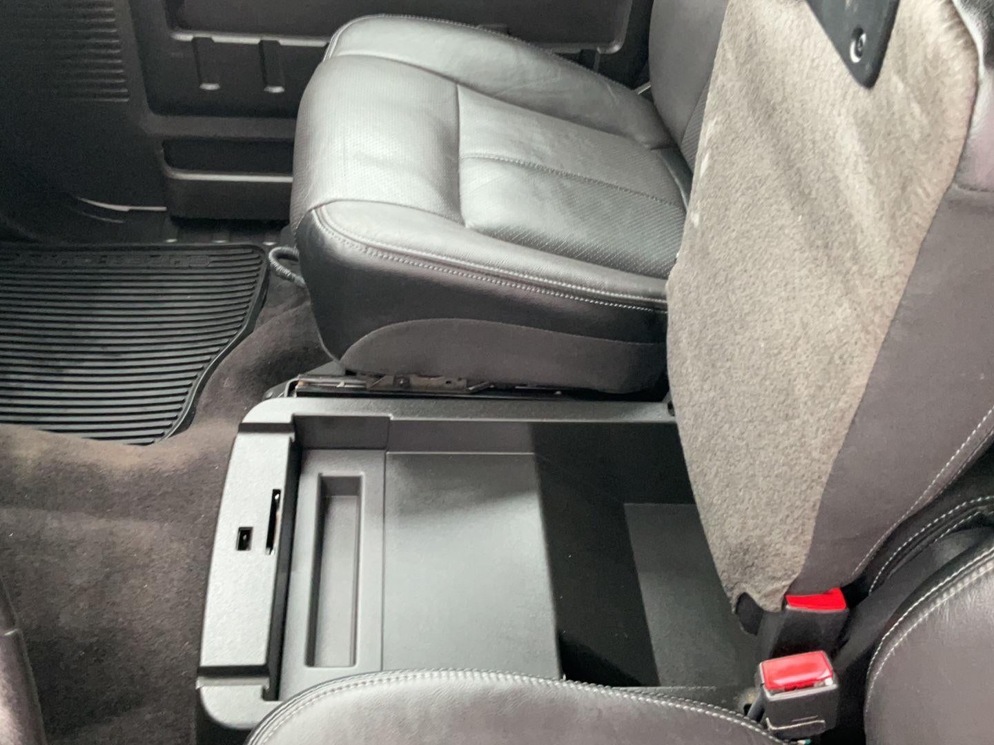 2015 Ford Super Duty F-350 DRW Lariat