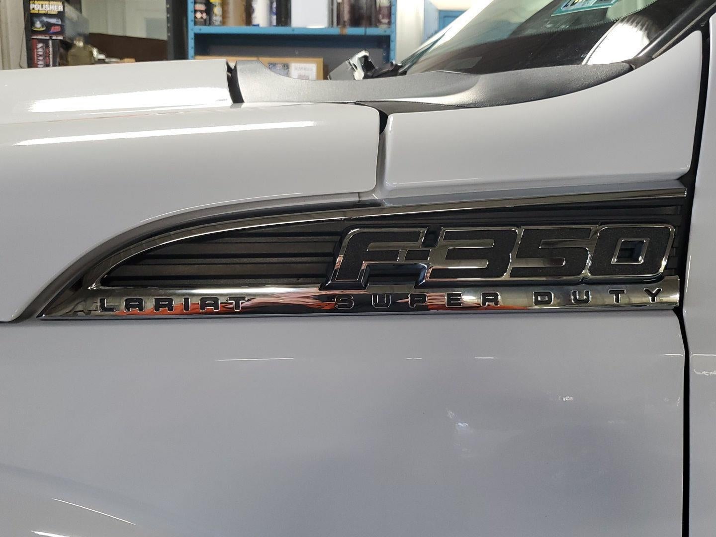 2015 Ford Super Duty F-350 DRW Lariat