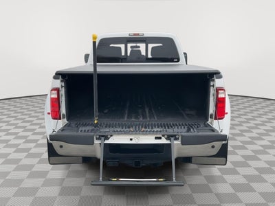 2015 Ford Super Duty F-350 DRW Lariat