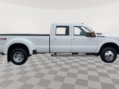 2015 Ford Super Duty F-350 DRW Lariat