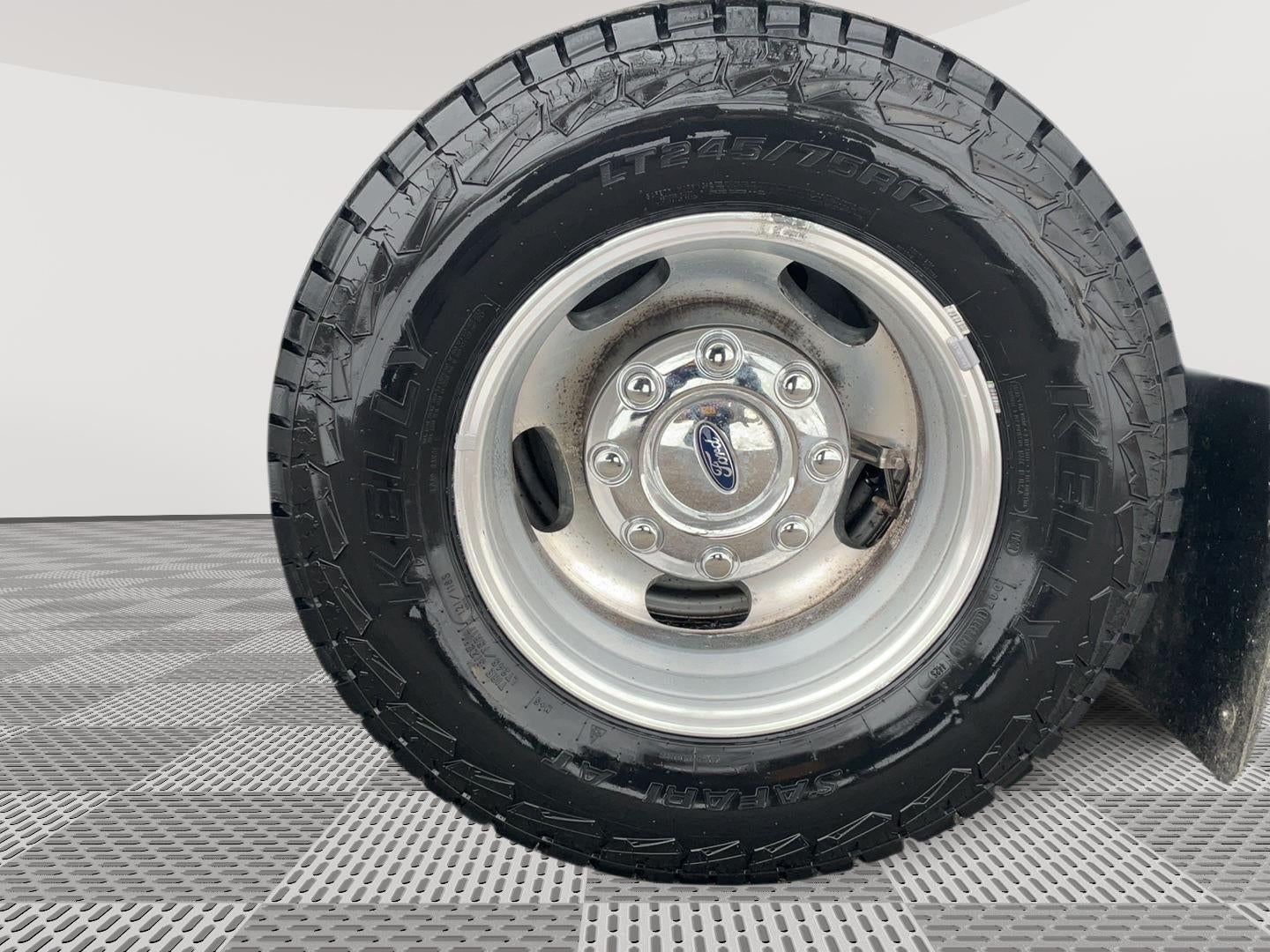 2015 Ford Super Duty F-350 DRW Lariat