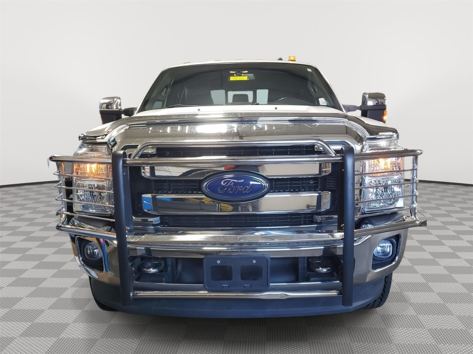 2015 Ford Super Duty F-350 DRW Lariat