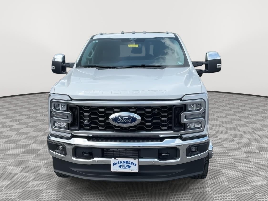 2026 Ford Super Duty F-350 DRW Lariat
