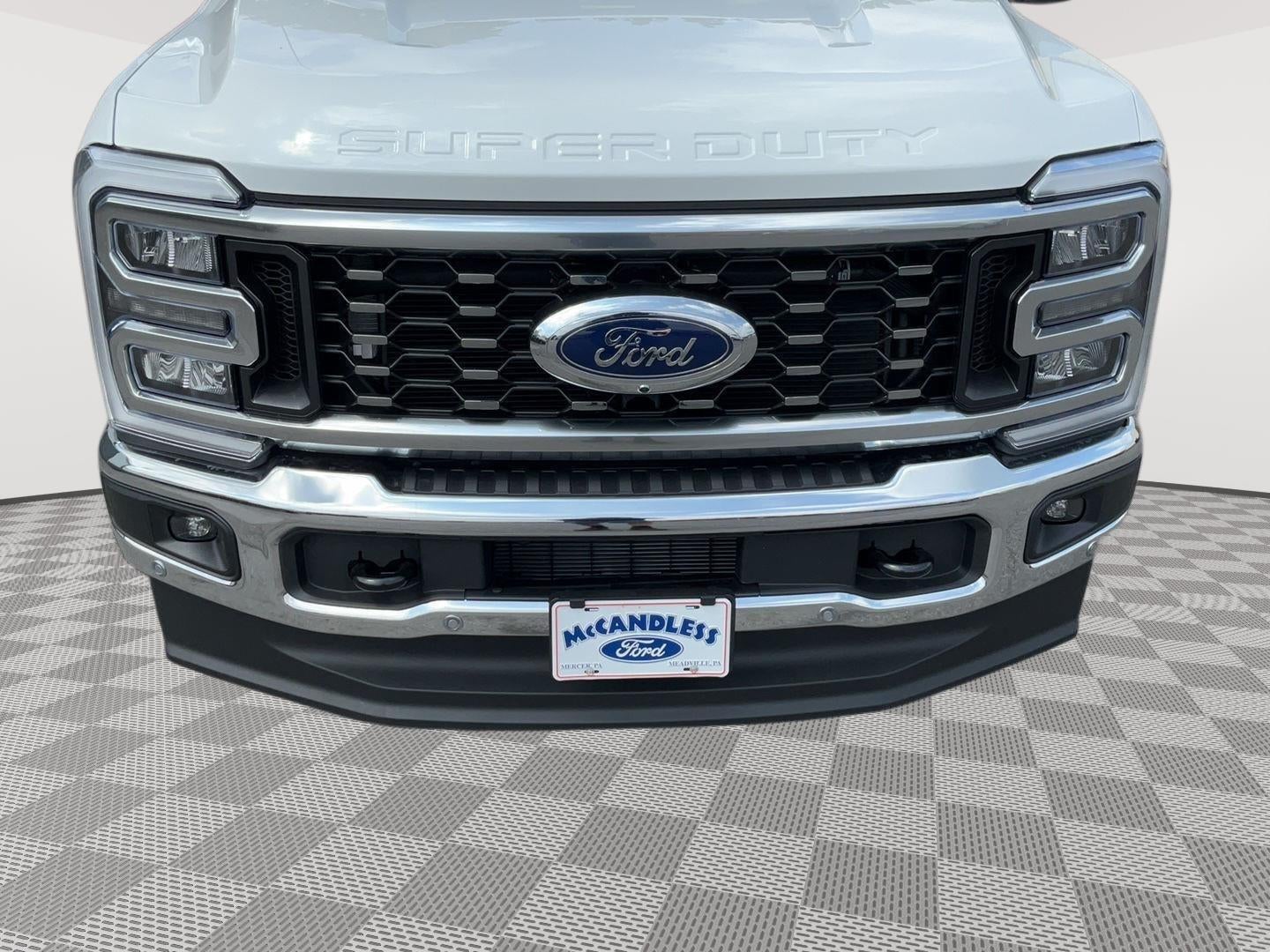 2026 Ford Super Duty F-350 DRW Lariat