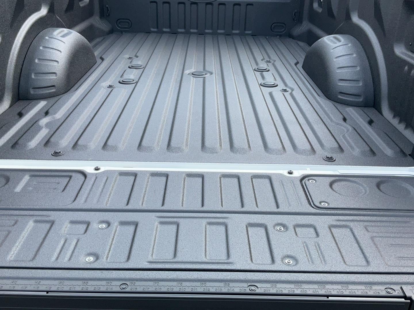 2026 Ford Super Duty F-350 DRW Lariat