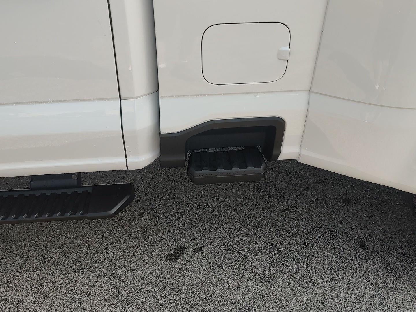 2026 Ford Super Duty F-350 Drw XLT