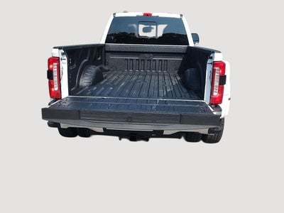 2026 Ford Super Duty F-350 Drw XLT