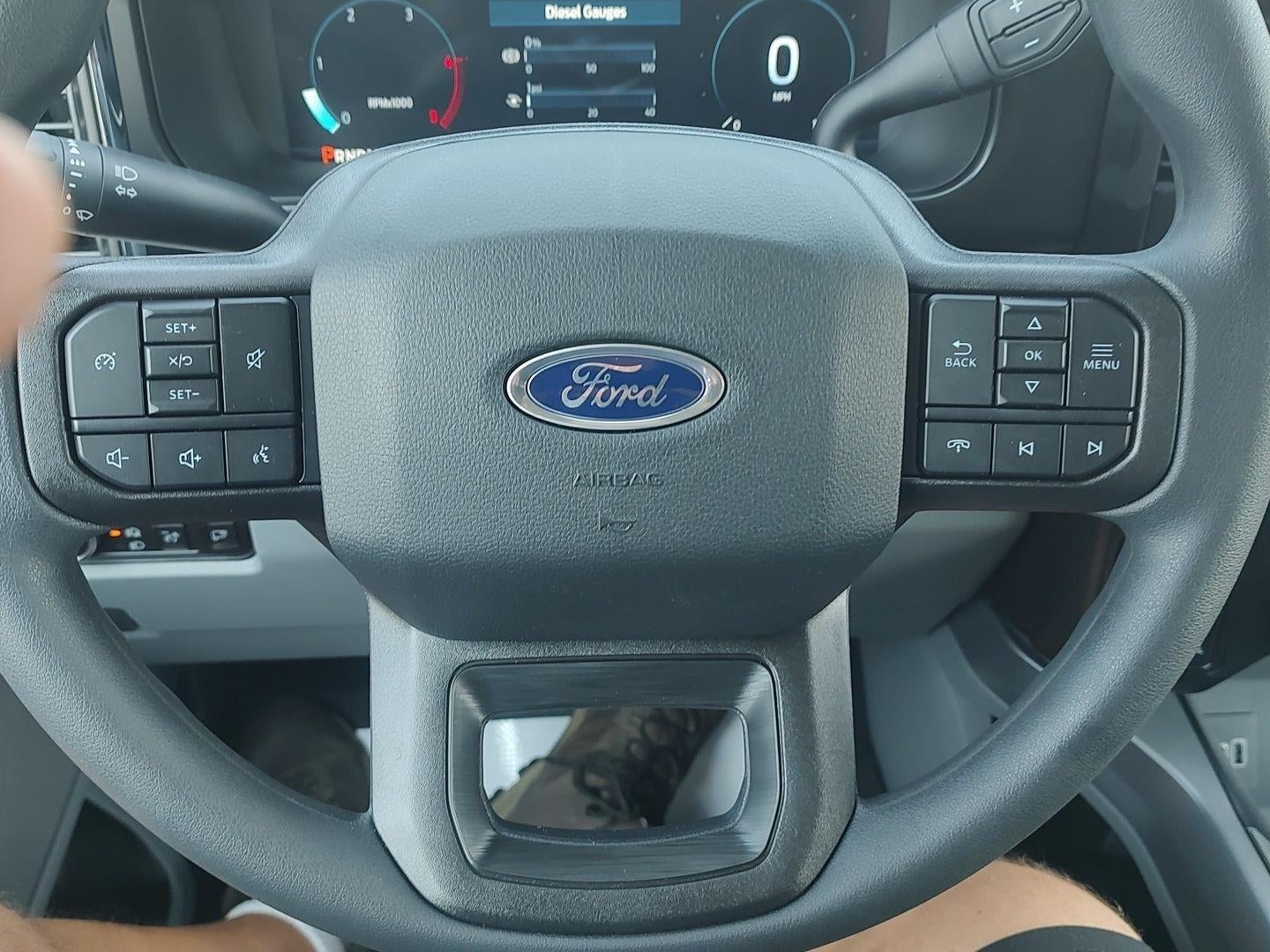 2026 Ford Super Duty F-350 Drw XLT