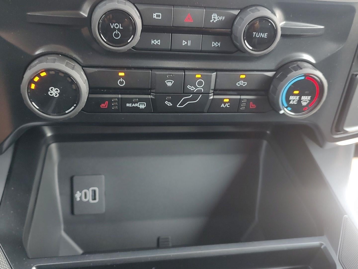 2026 Ford Super Duty F-350 Drw XLT