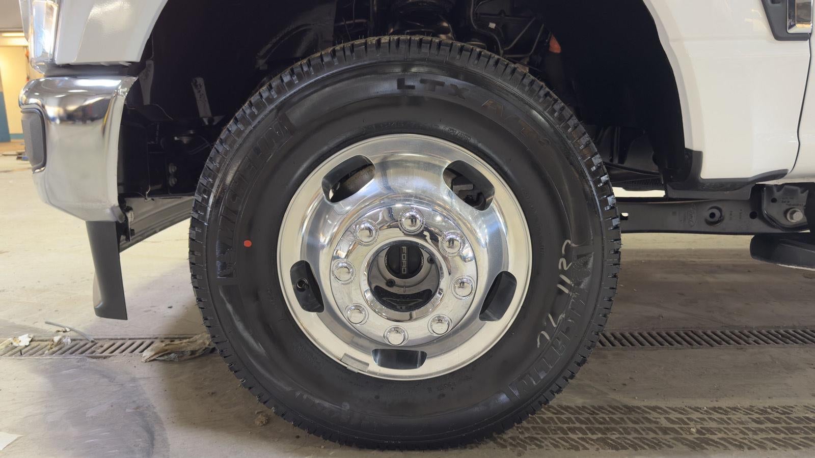 2026 Ford Super Duty F-350 DRW XLT