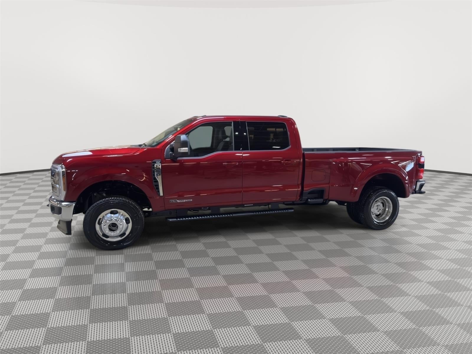 2026 Ford Super Duty F-350 DRW XLT