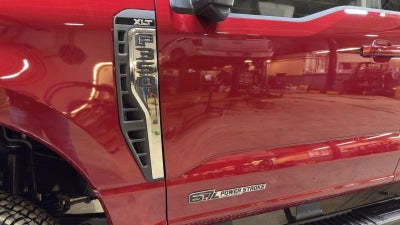 2026 Ford Super Duty F-350 DRW XLT