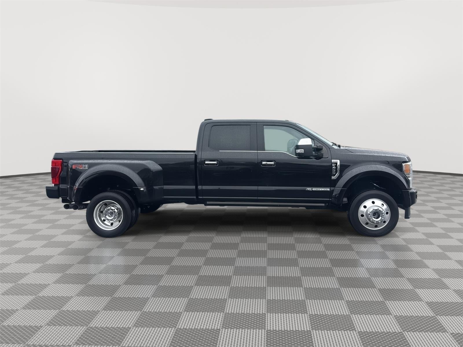 2021 Ford Super Duty F-450 DRW Platinum