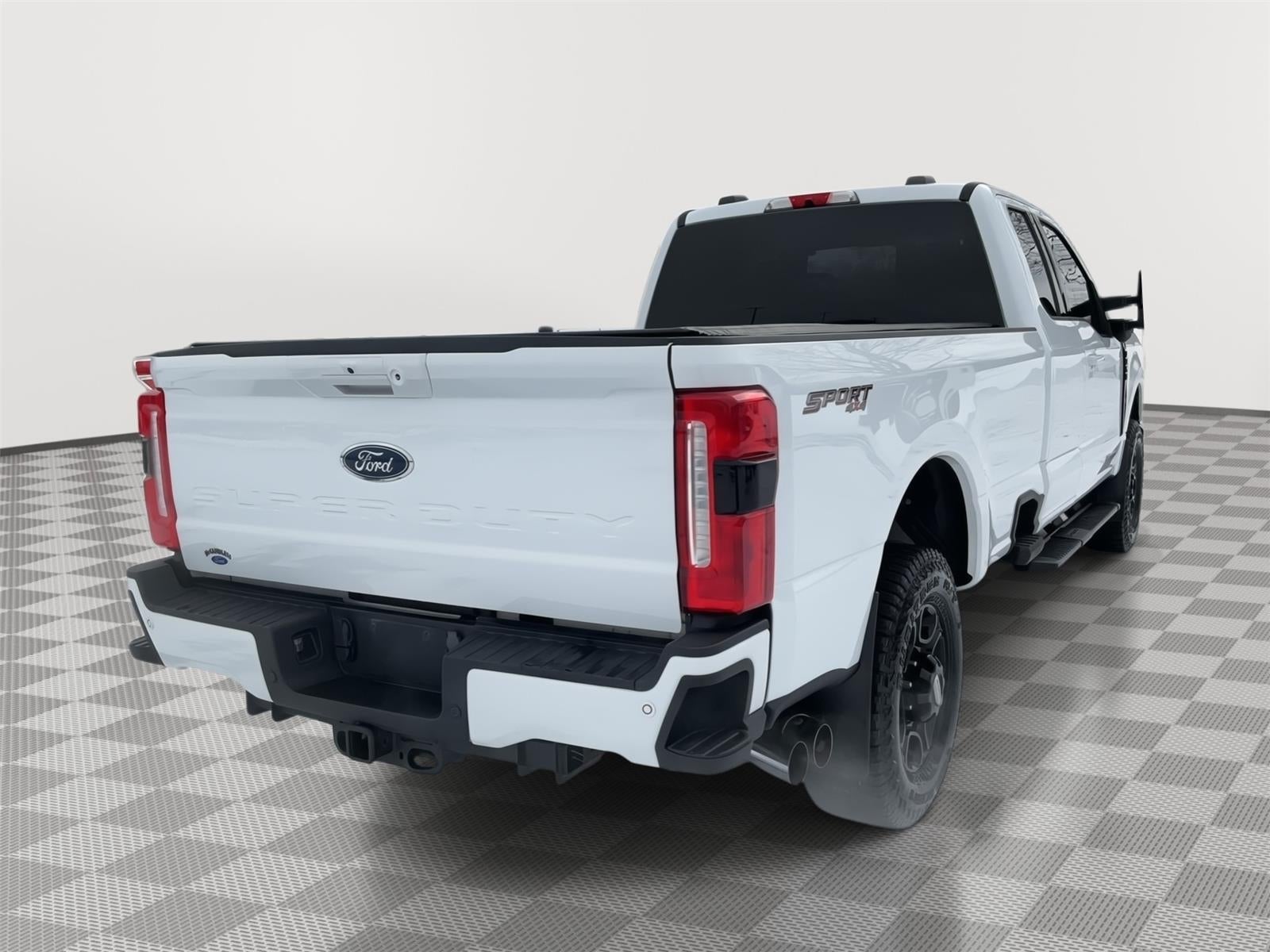 2023 Ford Super Duty F-350 SRW XLT