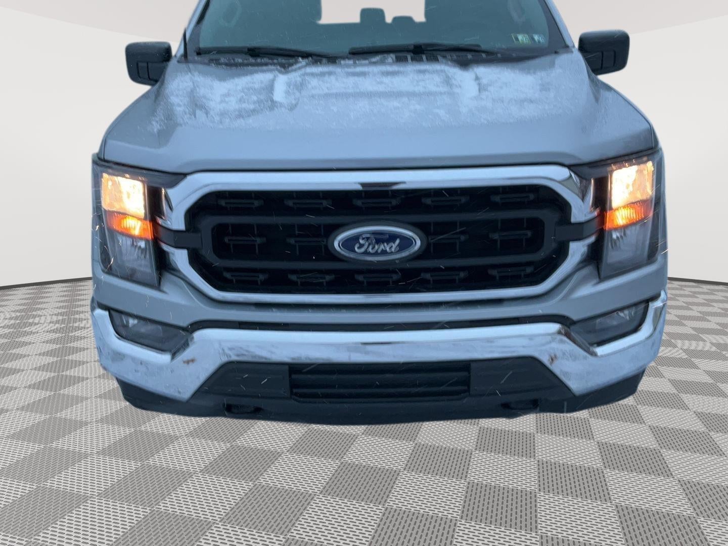 2023 Ford F150 SUPER Base