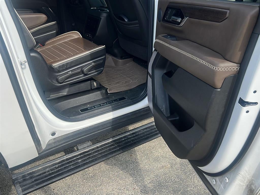 2025 GMC Yukon XL Denali Ultimate