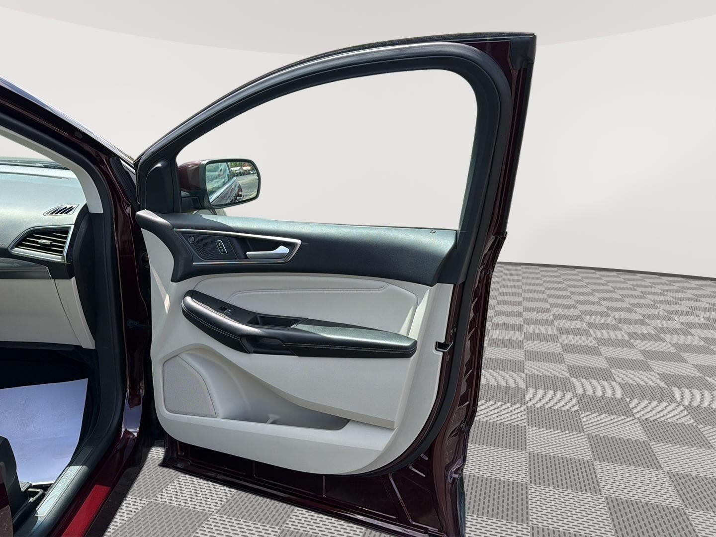 2024 Ford EDGE TITAN Titanium