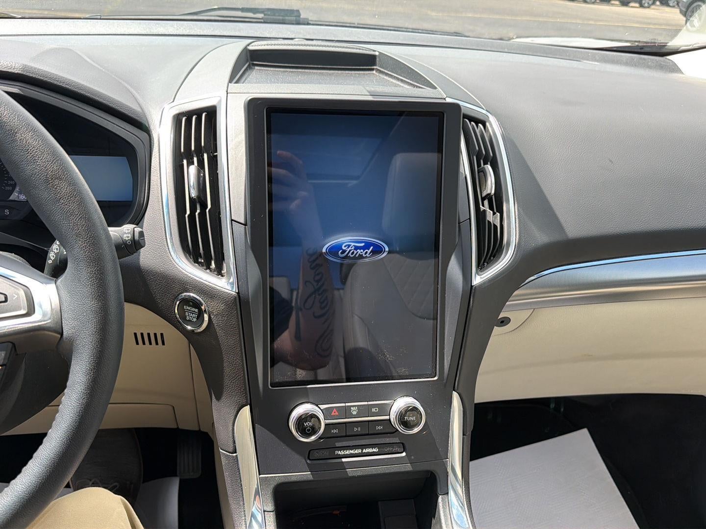 2024 Ford EDGE TITAN Titanium