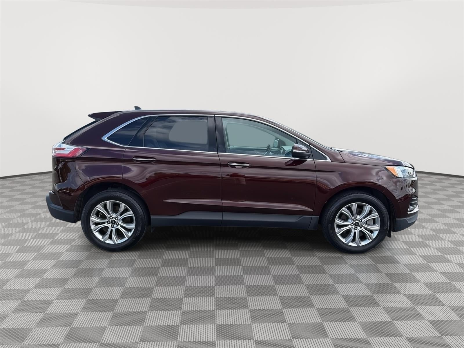2024 Ford EDGE TITAN Titanium