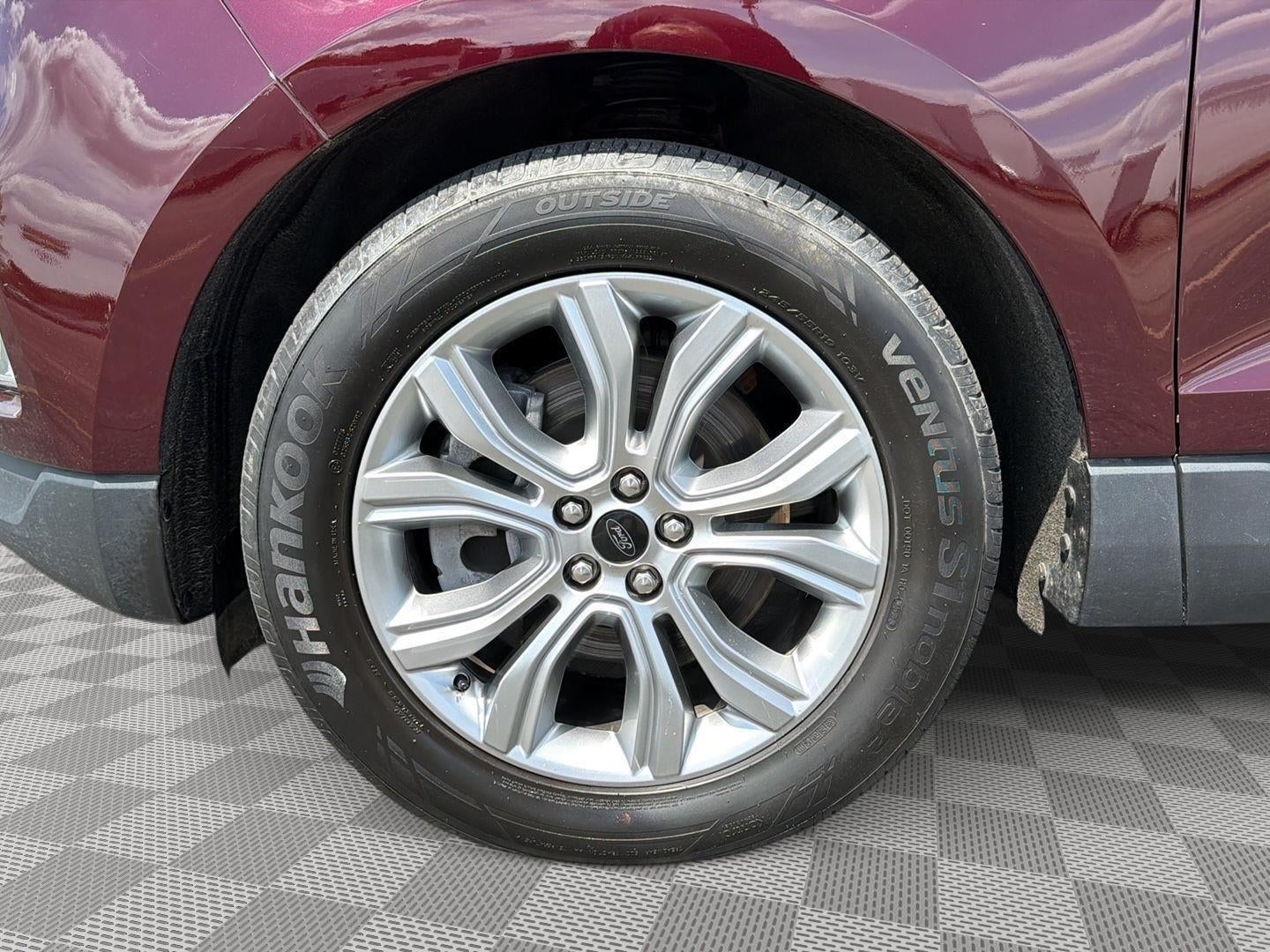 2024 Ford EDGE TITAN Titanium