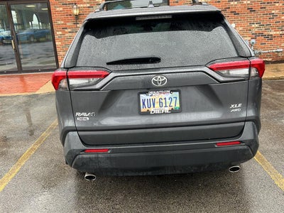 2020 Toyota RAV4 XLE