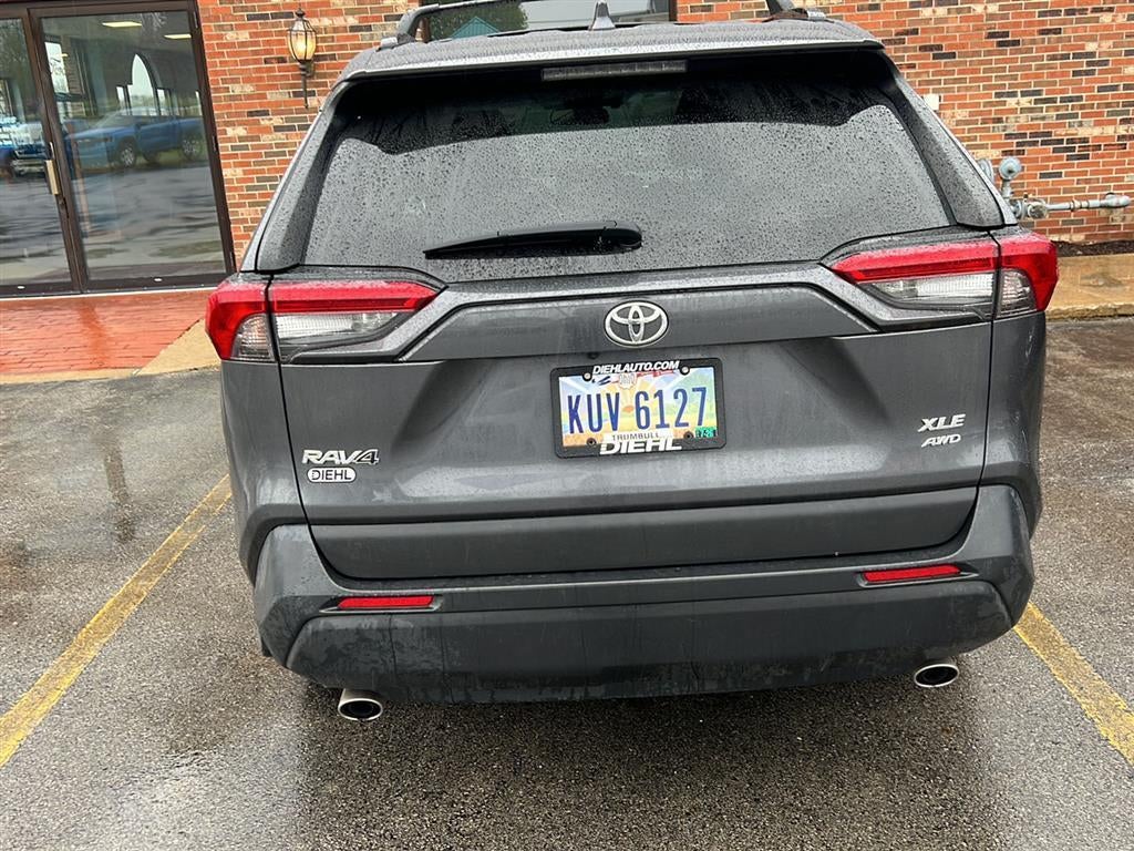 2020 Toyota RAV4 XLE