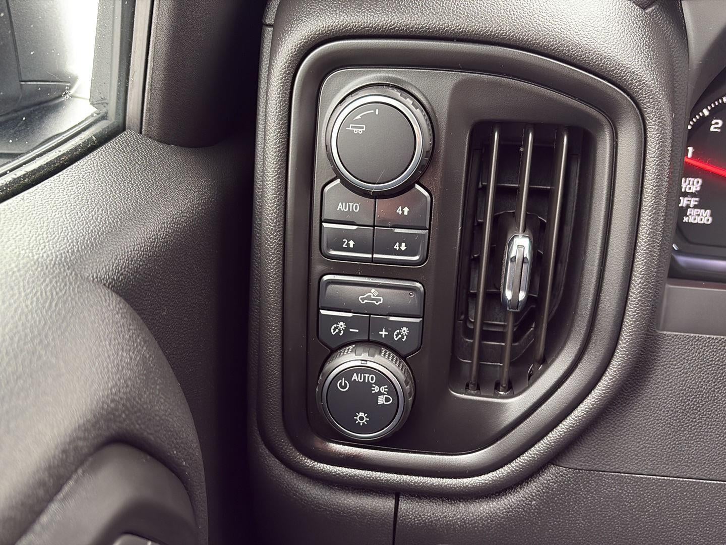 2025 Chevrolet Silverado 1500 Custom Trail Boss