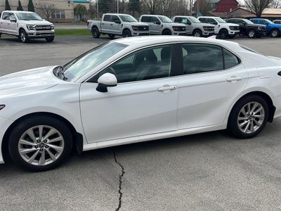 2022 Toyota Camry LE