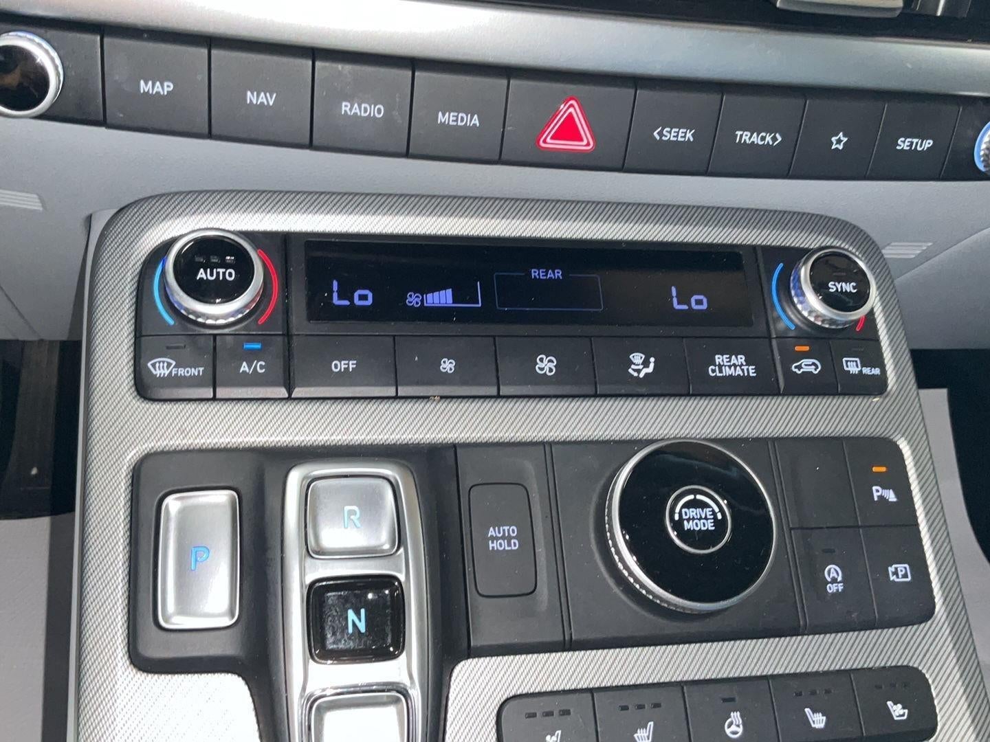 2025 Hyundai Palisade SEL Premium 8P